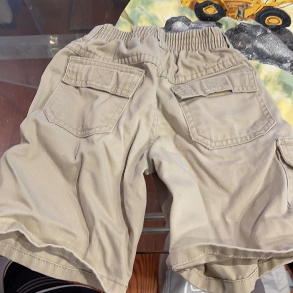 Construction Truck T shirt & cargo shorts size 4 - Picture 7 of 7